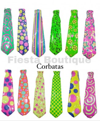 Corbatas estampados por 12...